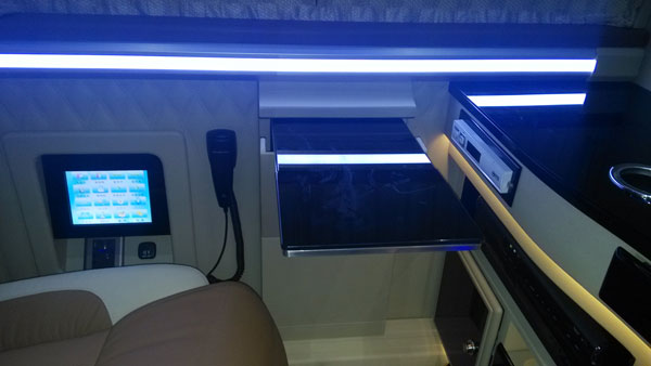 成都租房車奔馳斯賓特