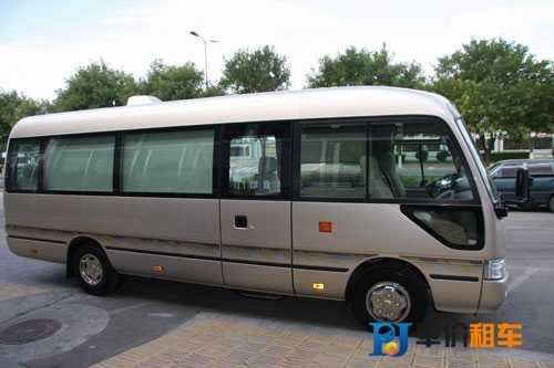 成都租大巴車