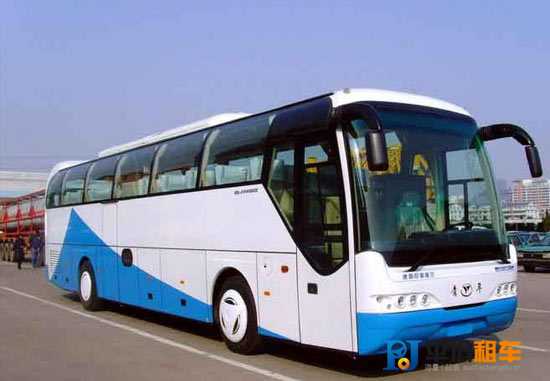 成都大巴車出租